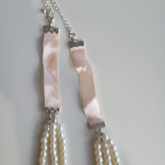 Avon | Enchanting Sea Statement Necklace & Earrings Gift Set - Picture 7 of 11